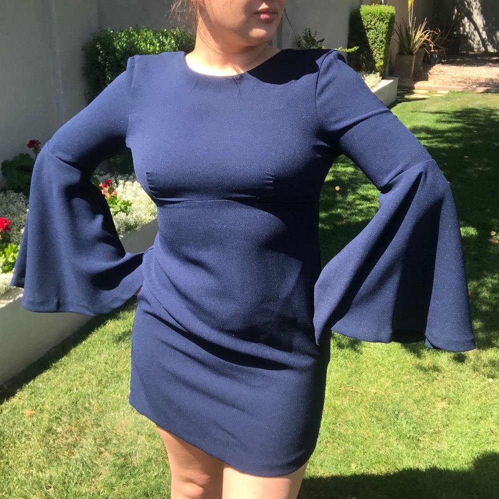 Zara long flowing sleeved dress